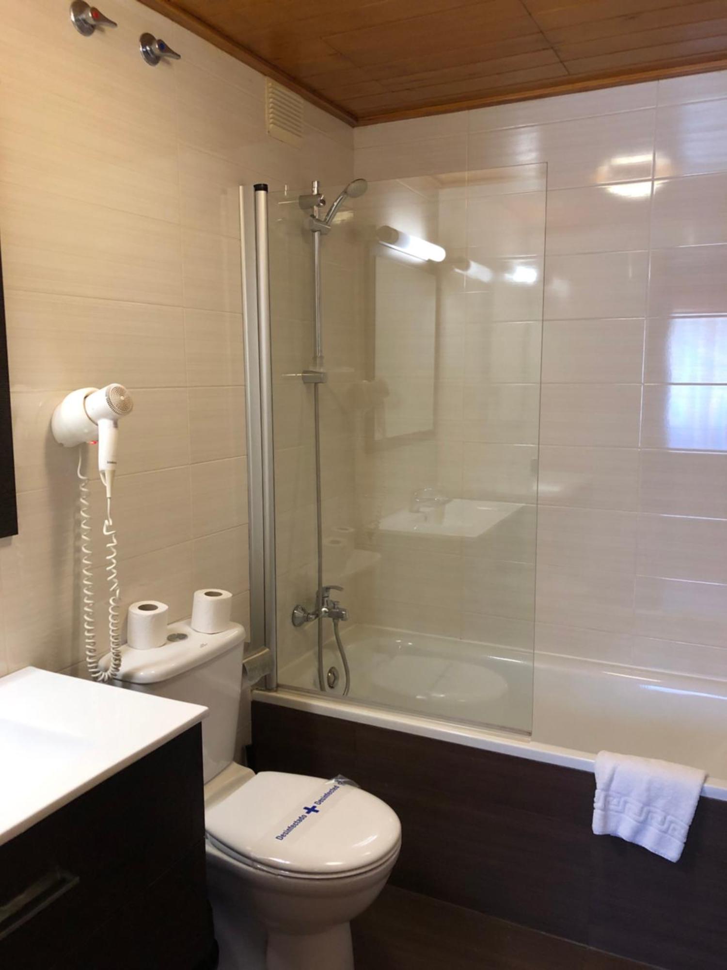 Hotel Solineu Ла-Моліна Екстер'єр фото