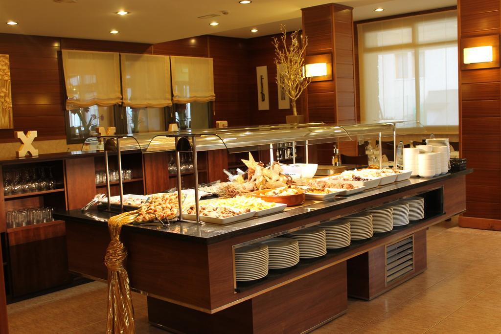 Hotel Solineu Ла-Моліна Екстер'єр фото
