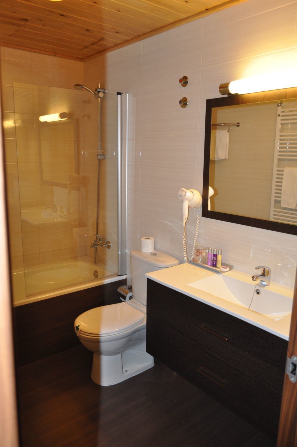 Hotel Solineu Ла-Моліна Екстер'єр фото